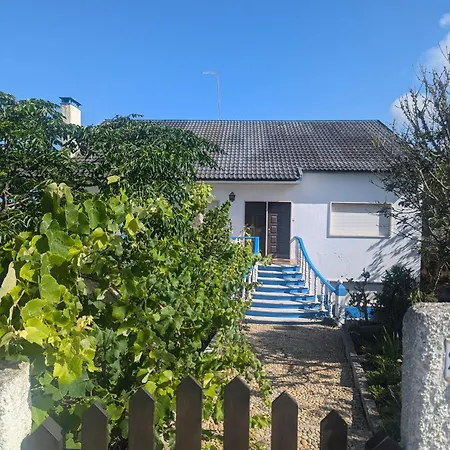 Σπίτι διακοπών Rustic Retreat - Country With Large Garden, Exquisite Gym, And Nearby The Ericeira