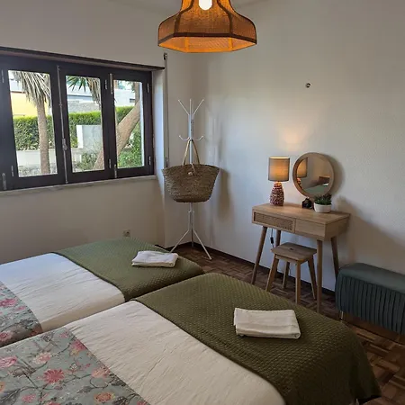 Rustic Retreat - Country With Large Garden, Exquisite Gym, And Nearby The 別荘 エリセイラ